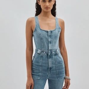 Good American Denim Jumpsuit Size 0 Light Wash Straight Leg — NWT